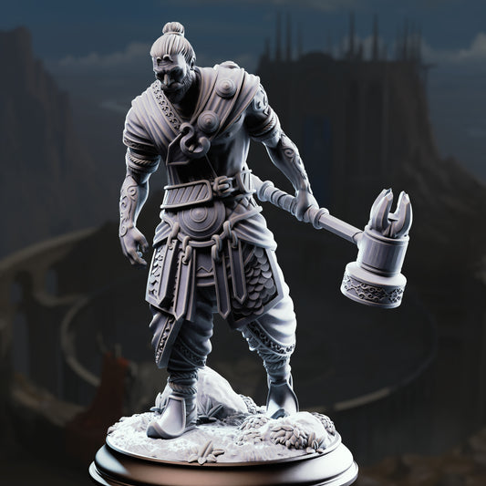 Exotic Mercenary - Sindan the Southern Hammer 32mm